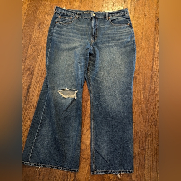 AE Dreamy Drape Stretch Ripped Low-Rise Baggy Flare Jean Size 20 Short NWT - Picture 2 of 7